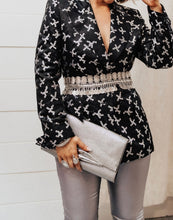 Load image into Gallery viewer, Dianne Von Furstenberg Metalic Silver Lips Clutch/ Crossbody - Preloved Designer Consignment