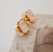 Load image into Gallery viewer, Artemis Crystal Ring
