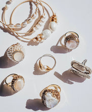 Load image into Gallery viewer, Preorder ]Biwa White Pearl Statement Ring Silver
