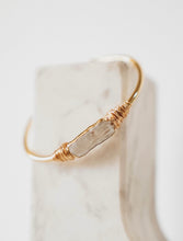 Load image into Gallery viewer, Helena Natural Pearl Cuff Gold
