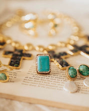 Load image into Gallery viewer, Turquoise Vintage Gold Plated Ring
