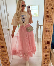 Load image into Gallery viewer, Full Ruffle Tulle Skirt Pink
