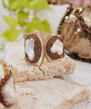 Load image into Gallery viewer, Iliana Pearl Luxe Gold Cuff
